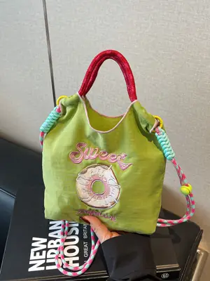 Green Straw Donut Shoulder Bag for Women 2025