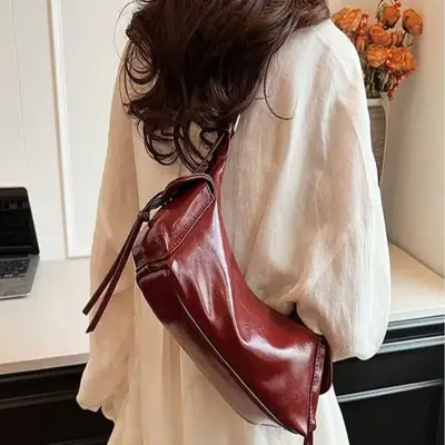 Retro Red Leather Commuter Bag for Women