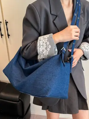 Blue Women's Large Tote Bag for Summer Commute