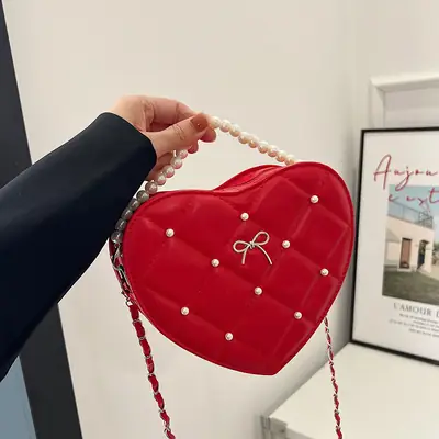 Red Heart Pearl Chain Love Bag for Women