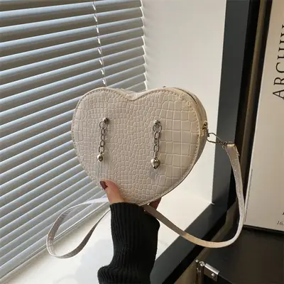 Heart Croc Leather Shoulder Bag Women's 2025 New Arrival
