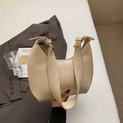 Women's Large-Capacity Crossbody Shoulder Bag Beige Leather