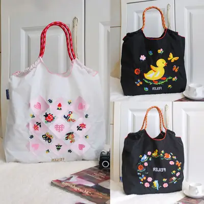 2025 Embroidered Duck Crossbody Bag Black White