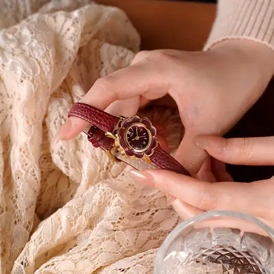 Gold Petal Watch for Women Quartz Belt Watch