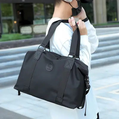 2025 Black Nylon Shoulder Bag Large Capacity Fashion Crossbody