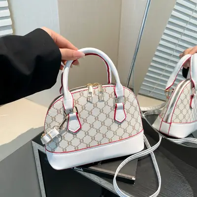 2025 Summer Casual Shell Bag White Red Handle