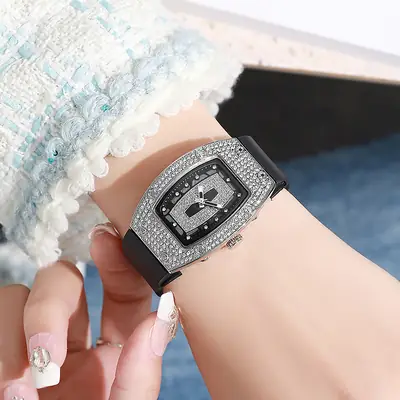 Women's Diamond Encrusted Quartz Watch Silicone Band