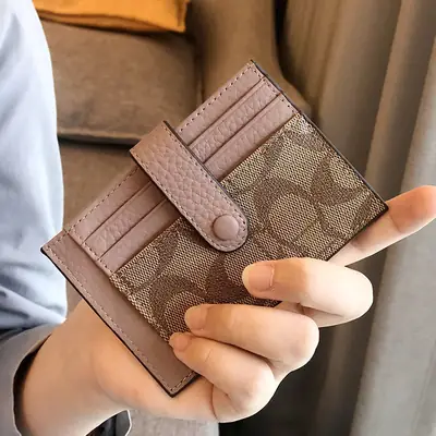2025 New Small Card Holder for Women, Exquisite and Compact Driver's License Card Wallet, Genuine Leather Texture, Ultra-Thin Card Holder