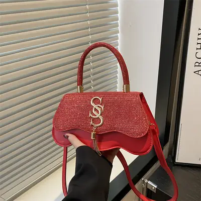 Red Glitter Letter Hardware Shoulder Bag