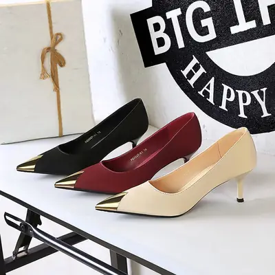 Women Pointed Heels Black Gold Tip Elegant Slip-On