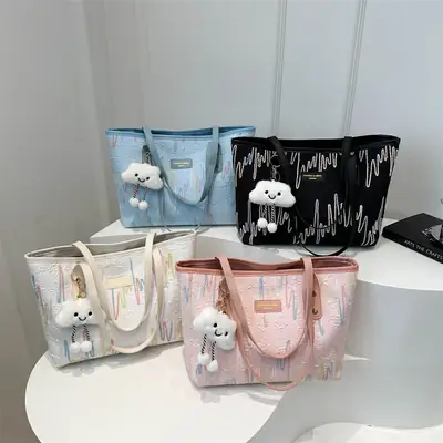 2025 Cute Bear Pendant Tote Bags Women's Shoulder Bags