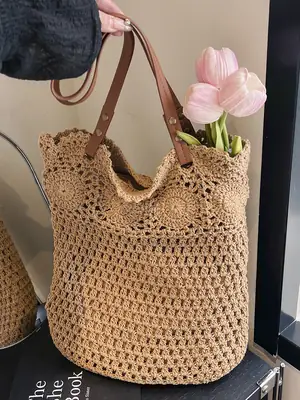 Women Straw Bag Large Capacity Woven Beige 2025
