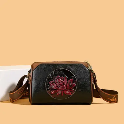 French Retro Embroidered Shoulder Bag for Women