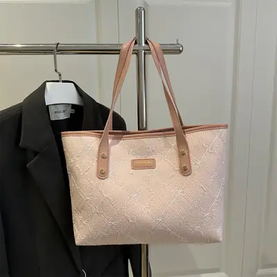 2025 Textured Shoulder Bag for Women