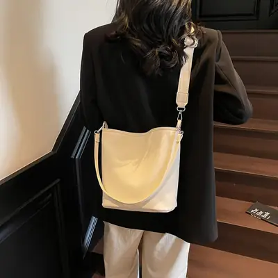 Minimalist Bucket Bag Cream Yellow 2026