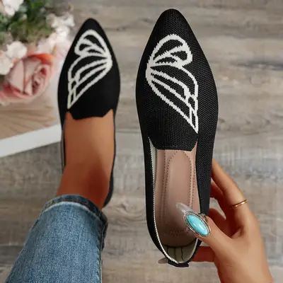 French Style Pointed Flat Shoes Black White Rhinestone