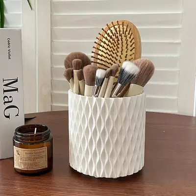 Rotating Makeup Brush Storage Tube in Blue & White