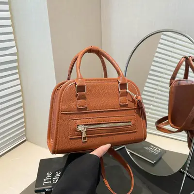 Women's Zipper Shoulder Bag Brown Leather Cartoon Style