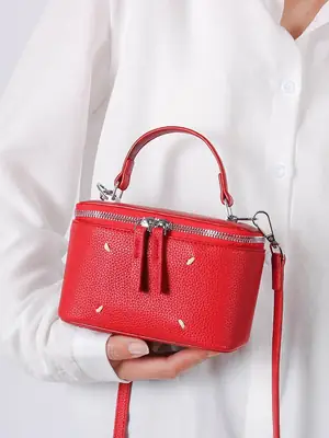 Red Square Handbag for Women 2025 New Trendy Fashion