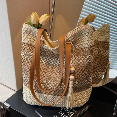 2025 Spring Niche Design Single Shoulder Crossbody Bag