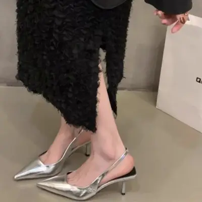 French Style Black Pointed Heels for Women