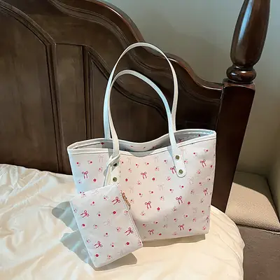 Pink Flamingo Print Women's Tote Bag