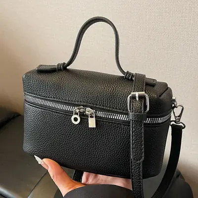 Black Crossbody Bag Women 2025 Stylish Leather Zippered
