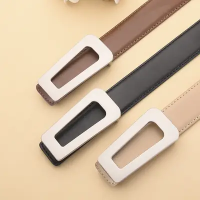 New Women's Black Leather Belt with White Case