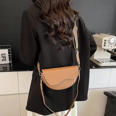 Women's Crossbody Bag Tan Leather 2025 Summer