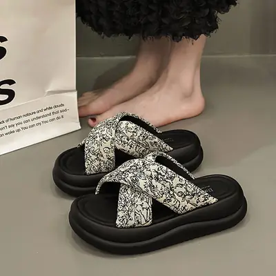 New Chinese Style Women Sandals Platform Thick Bottom Beach Slippers