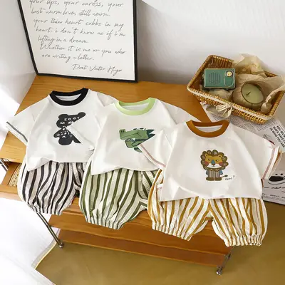 Children's Bear Print Short Sleeve T-Shirt with Striped Pants
