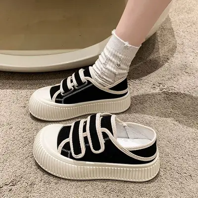 Women Canvas Slip-On Shoes with Thick Sole