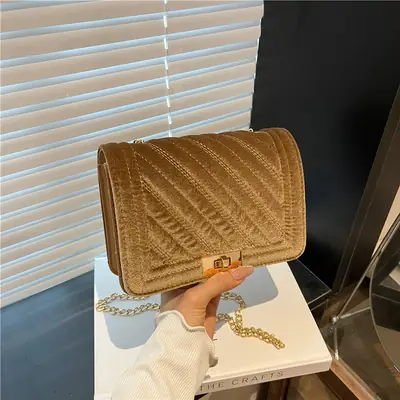 Korean Style Chain Crossbody Bag for Women 2025