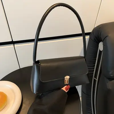 Black Leather Shoulder Bag for Women 2026 New Trend
