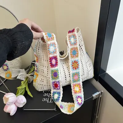 Women's Wool Knitted Sunflower Crossbody Bag