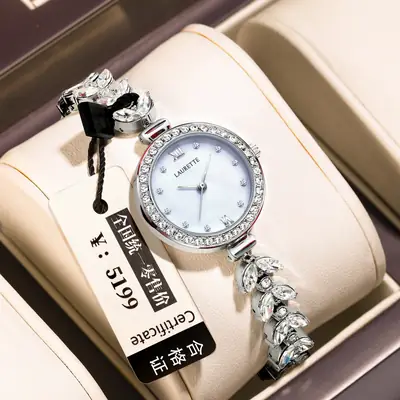 Laurit's Women's Quartz Watch with Fishtail Bracelet
