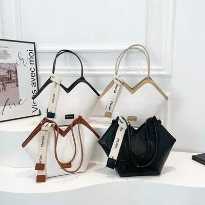 Women's Retro Woven Shoulder Bag Black White Gold