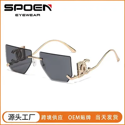 Women Square Frame Sunglasses Anti-UV European American