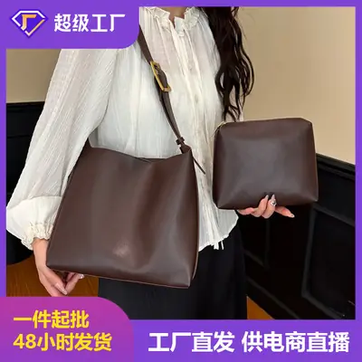 2025 Summer New Retro High-End Maillard Tote Bag Large Capacity Shoulder Bag