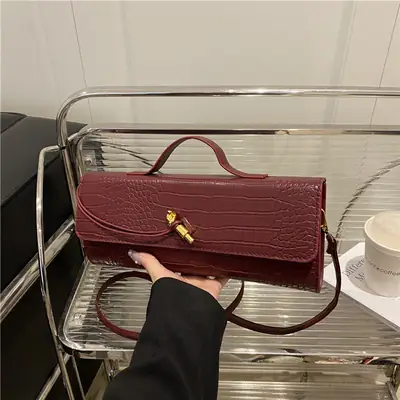 Women's Croc Leather Evening Bag Maroon Diagonal Lock