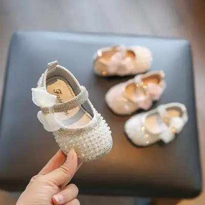 Baby Girl Flats Soft Sole Spring & Fall New One-Year-Old Baby Toddler Shoes Fashionable Princess Shoes Girls Shoes Crystal Shoes