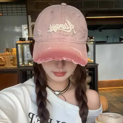 Pink American Retro Baseball Cap for Women Summer Wear