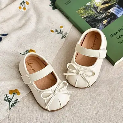 2025 Girls Bow Princess Shoes Silver Baby Girl Shoes Soft Sole Baby Toddler Shoes Children's Leather Shoes Children