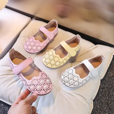 Cross-Border Girls' Hollow-Out Leather Shoes, New Summer Style for Baby Girls, Fashionable Princess Shoes, Soft-Soled Non-Slip Toddler Shoes Wholesale