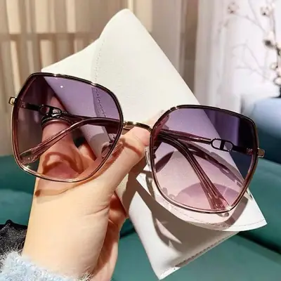 New Style Large Frame UV Protective Sunglasses for Women
