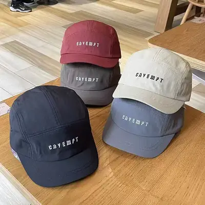 Gray Japanese-Style Baseball Cap with "CAMEOFT" Embroidery
