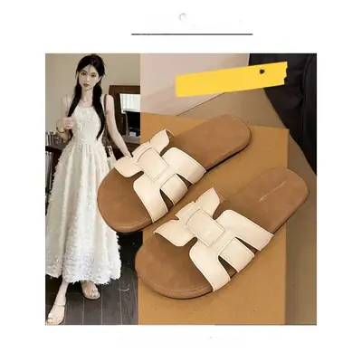 French-Style Flat Sandals for Women, Summer 2026 New Model, Suitable for Wearing with Skirts, Beach Vacation Slip-On Sandals