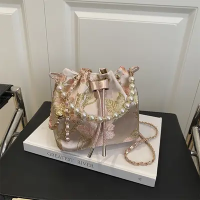 New Chinese Style Antique Embroidered Bucket Bag 2025