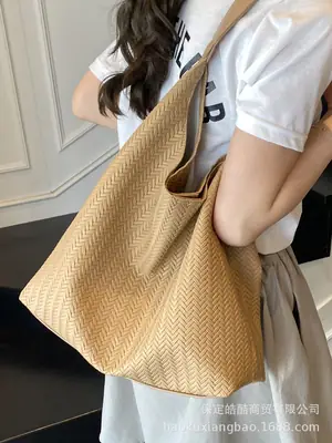 Women's Large Capacity Tan Textured Shoulder Bag