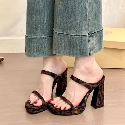 High-Looking Leopard Print High-Heeled Shoes, Fashionable Waterproof Platform One-Strap Sandals for Women to Wear Outside 2025 Summer New Sandals and Slippers